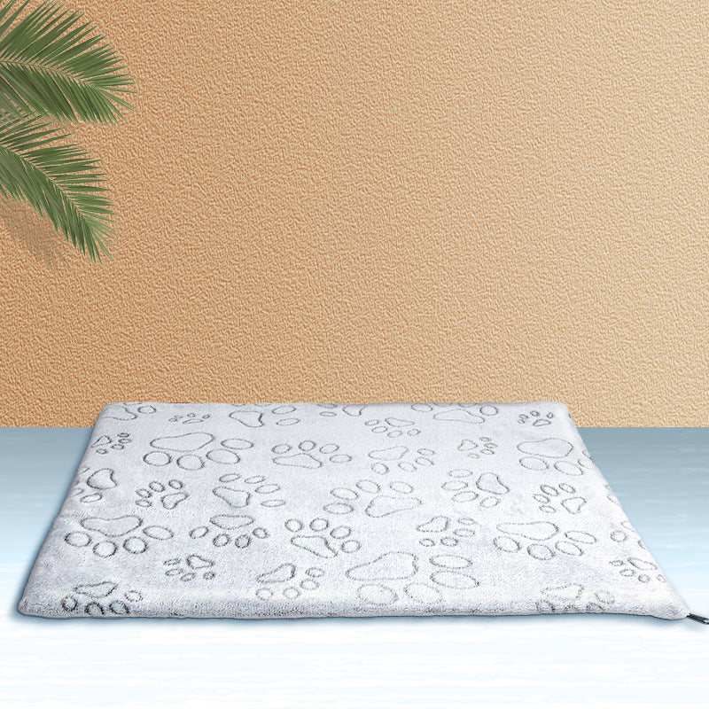 Self Warming Pet Mat with Anti Slip Base