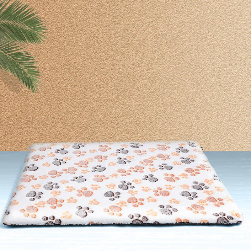 Self Warming Pet Mat with Anti Slip Base